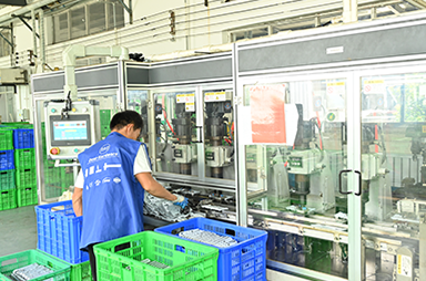 Automatic Drilling &Tapping Machine